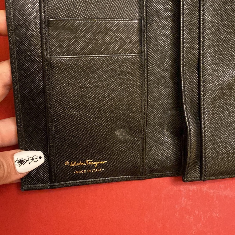 Black Salvatore Ferragamo Continental Wallet with gold hardware - Picture 3 of 10